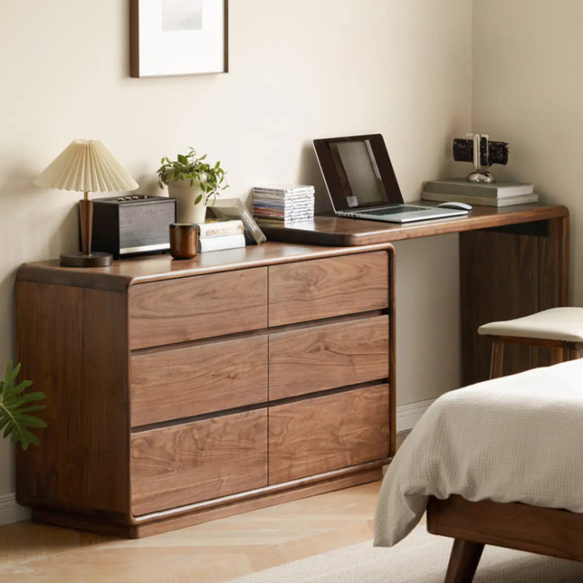 Traditional Bedroom Natural Wood Drawer Makeup Vanity Image - 1