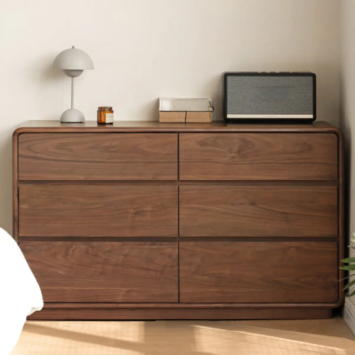 Traditional Bedroom Natural Wood Drawer Makeup Vanity Image - 8