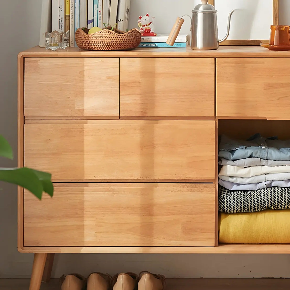 Traditional Natural Finish Wooden Drawer Dresser Image - 17