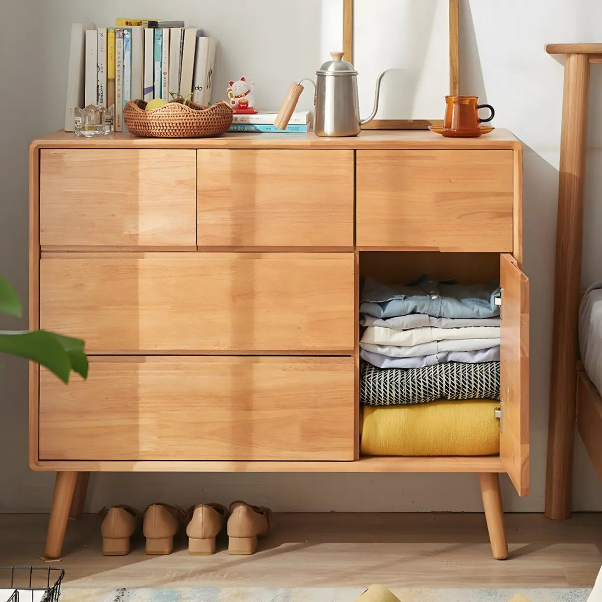 Traditional Natural Finish Wooden Drawer Dresser Image - 6