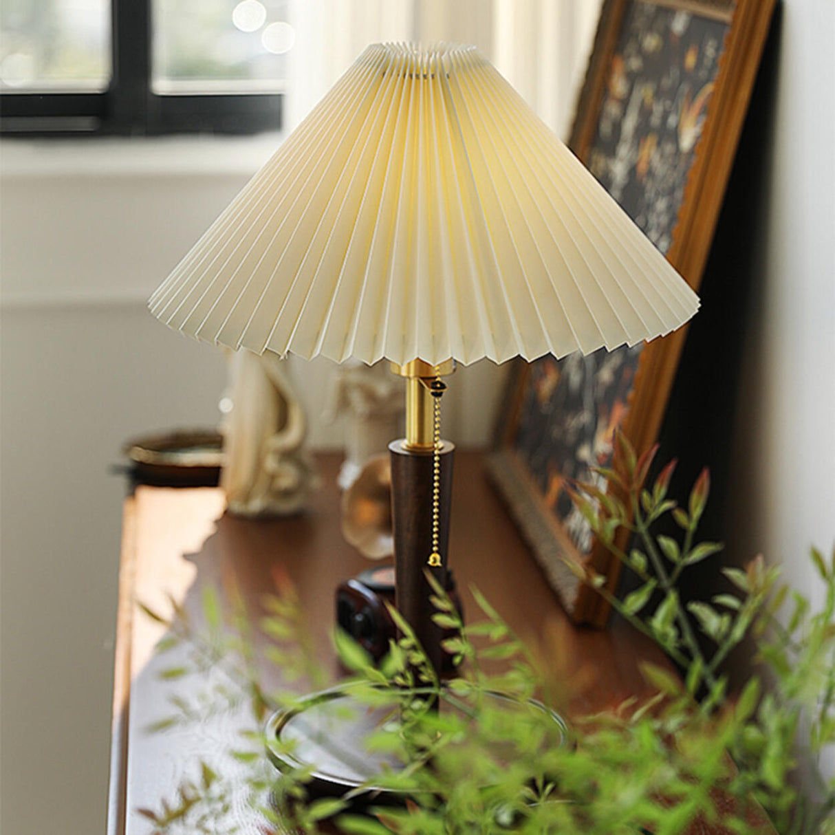 Umbrella Shape Wooden Table Lamp with Pull Chain Switch Image - 11