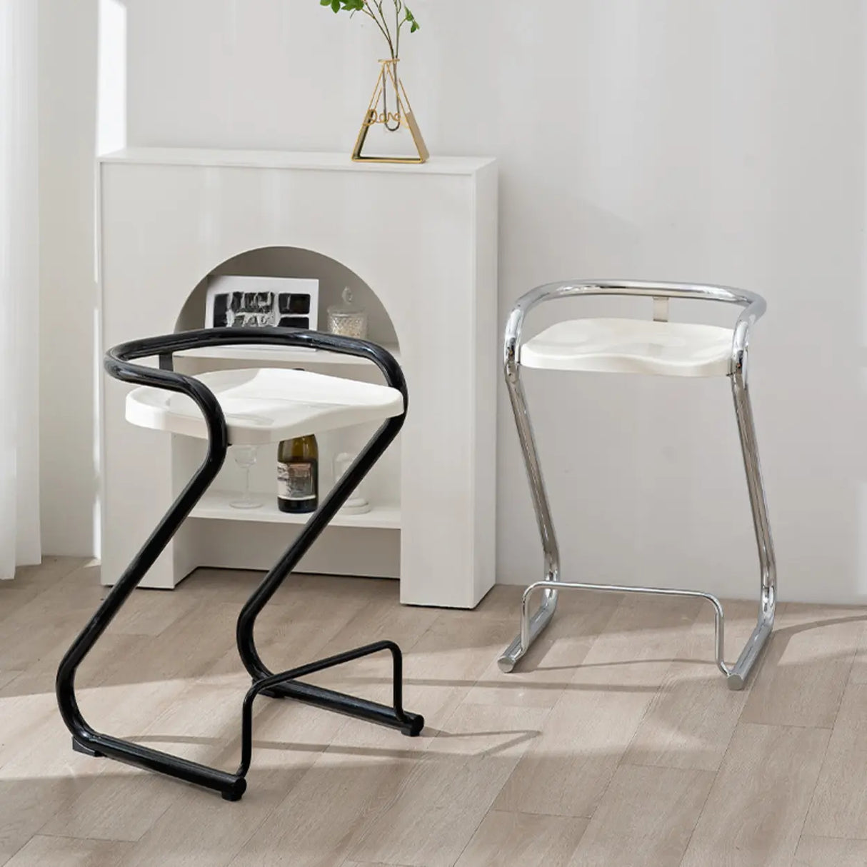 Unique Curved Sled Base Bucket Bar Stool with Footrest Image - 1