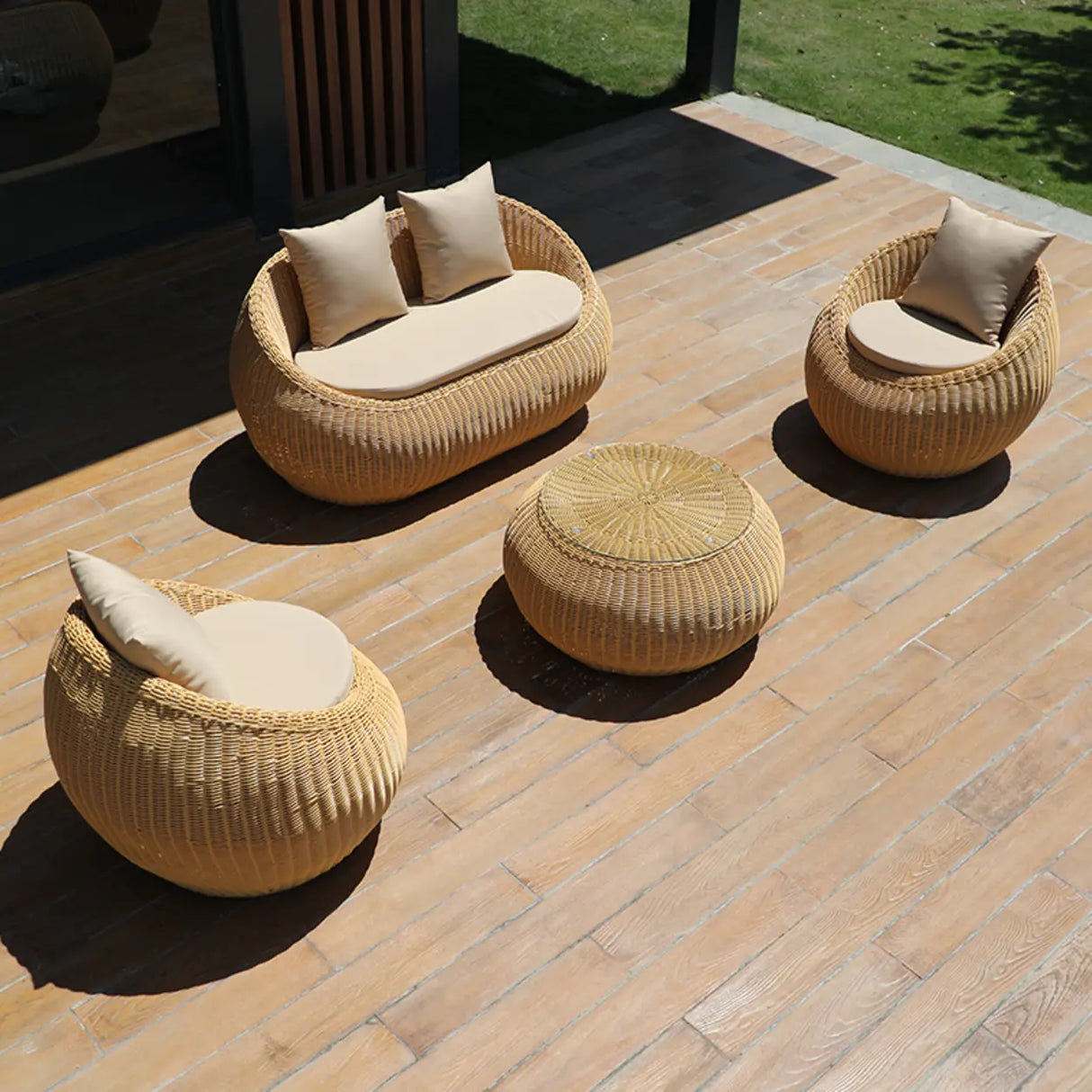 Unqiue Natural Beige Outdoor Curved Rattan Sofa Set Image - 10