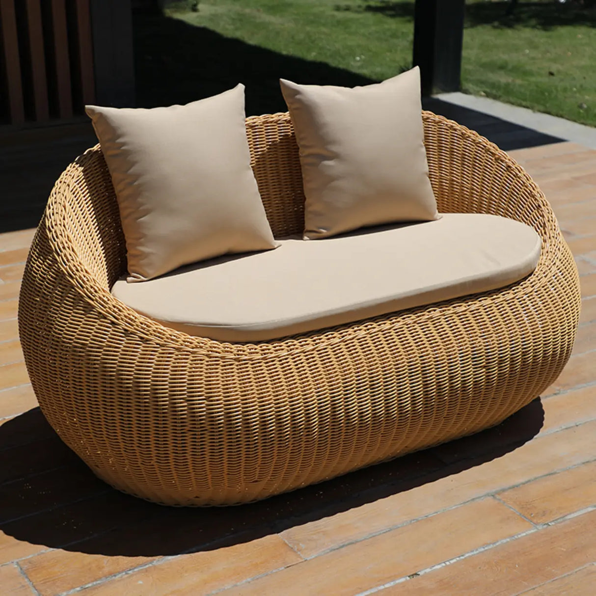 Unqiue Natural Beige Outdoor Curved Rattan Sofa Set Image - 3