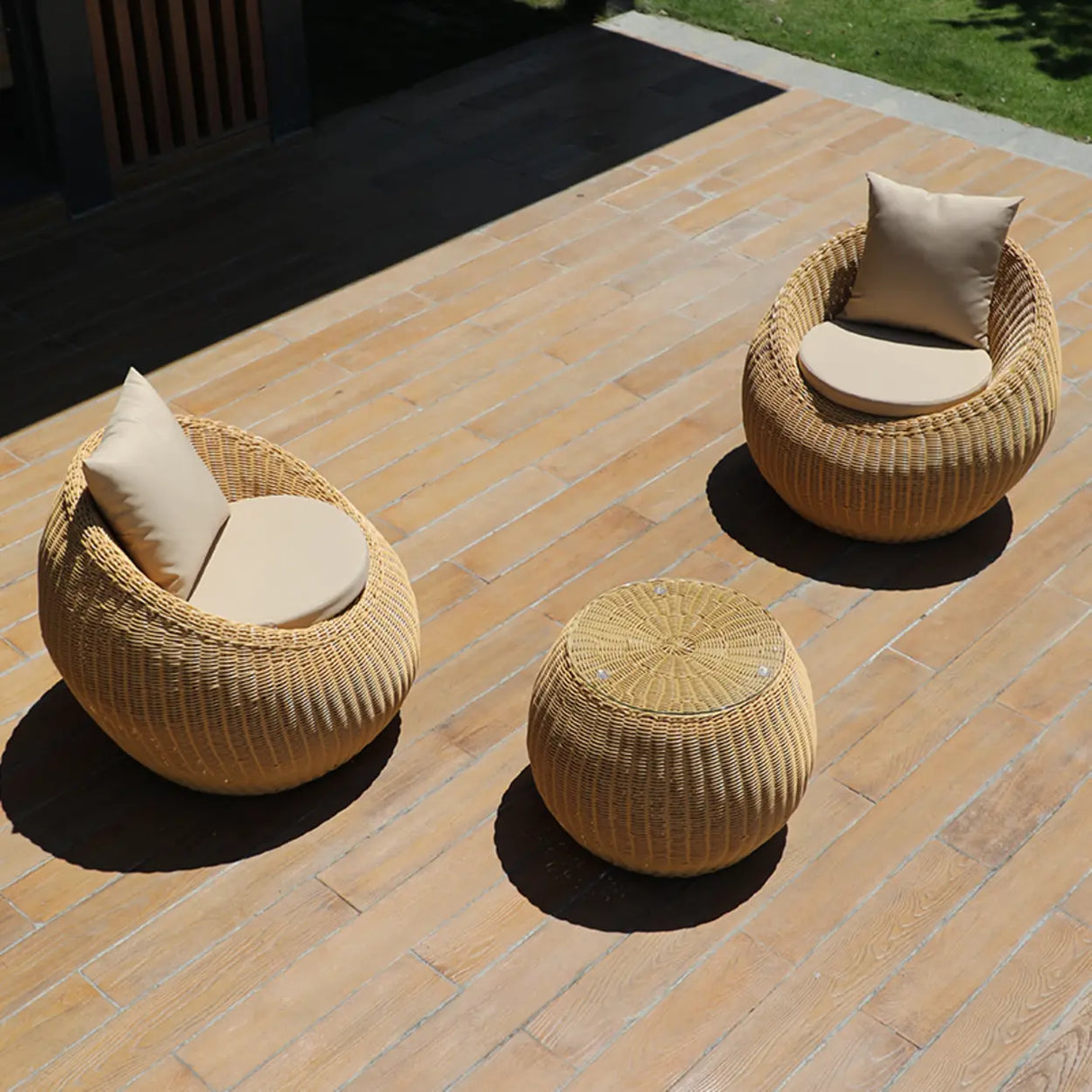 Unqiue Natural Beige Outdoor Curved Rattan Sofa Set Image - 8