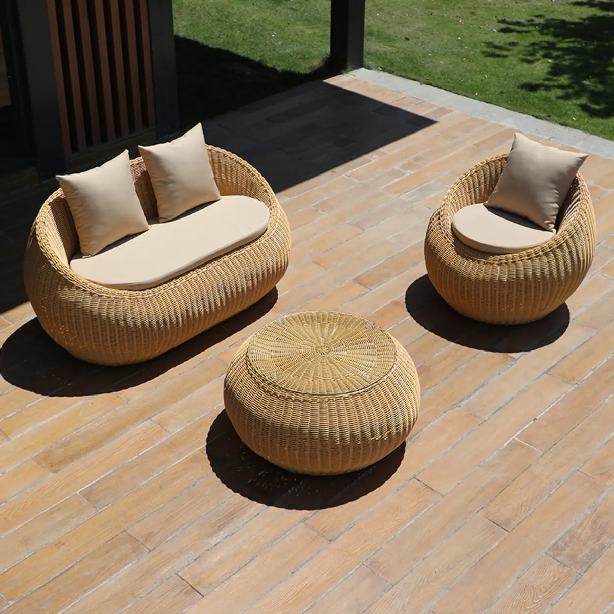 Unqiue Natural Beige Outdoor Curved Rattan Sofa Set Image - 9
