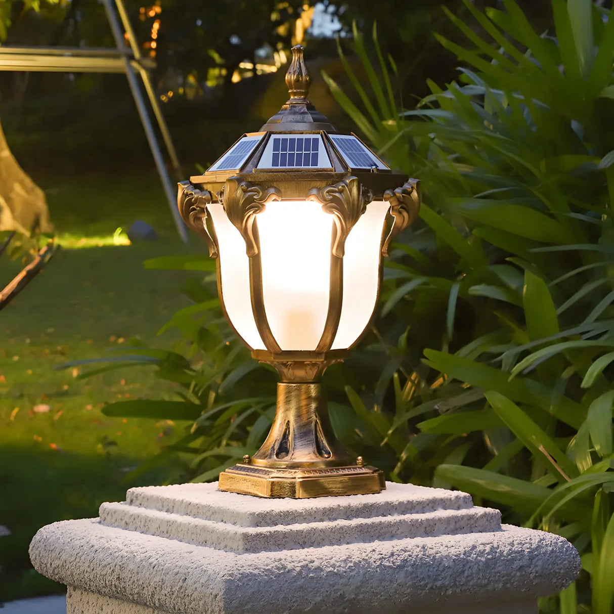 Vintage Black Solar Outdoor Lantern Garden Post Light Image - 2