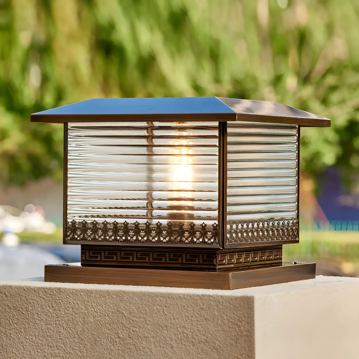 Vintage Bronze Finish Square Glass Solar Outdoor Lamp Image - 4