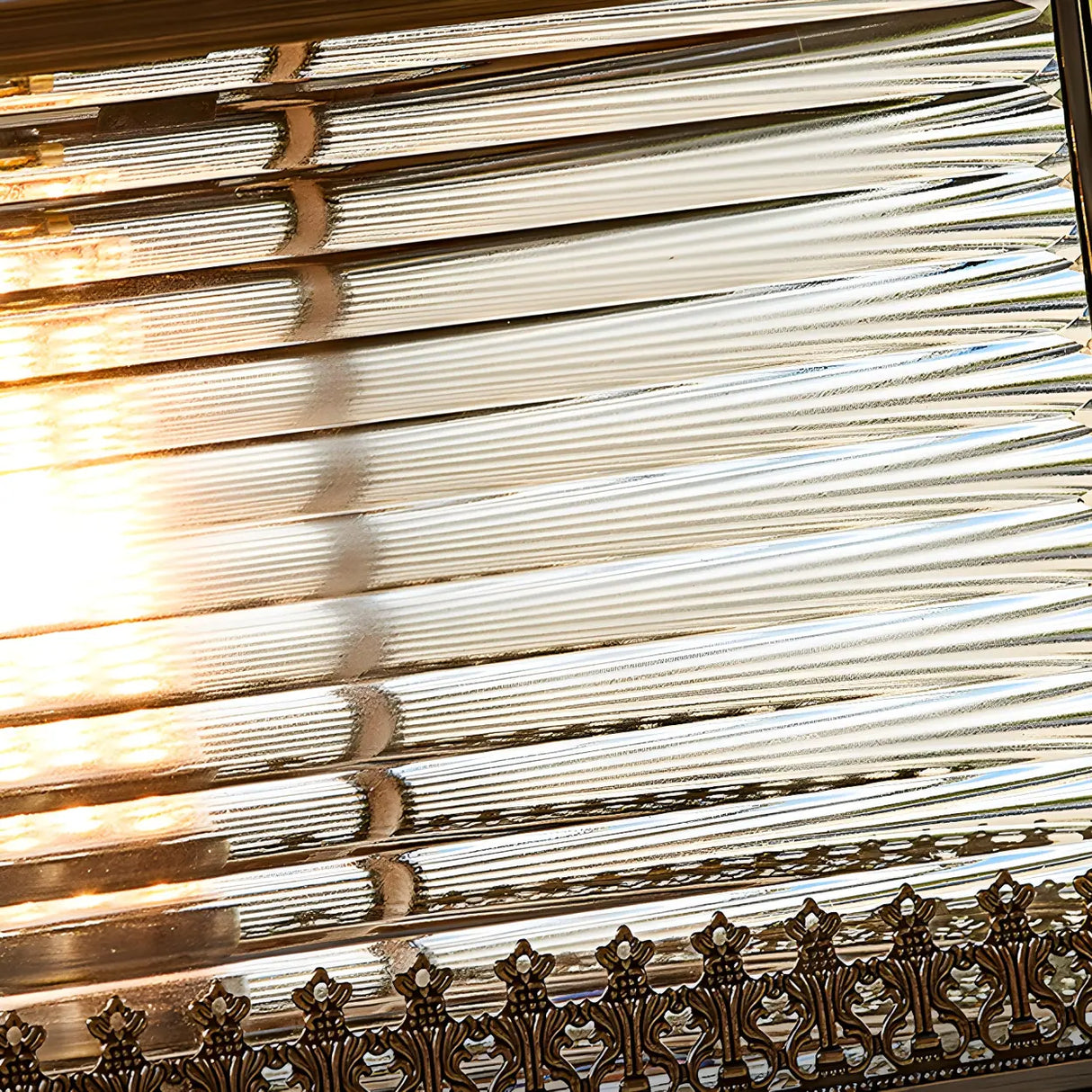 Vintage Bronze Finish Square Glass Solar Outdoor Lamp Image - 7