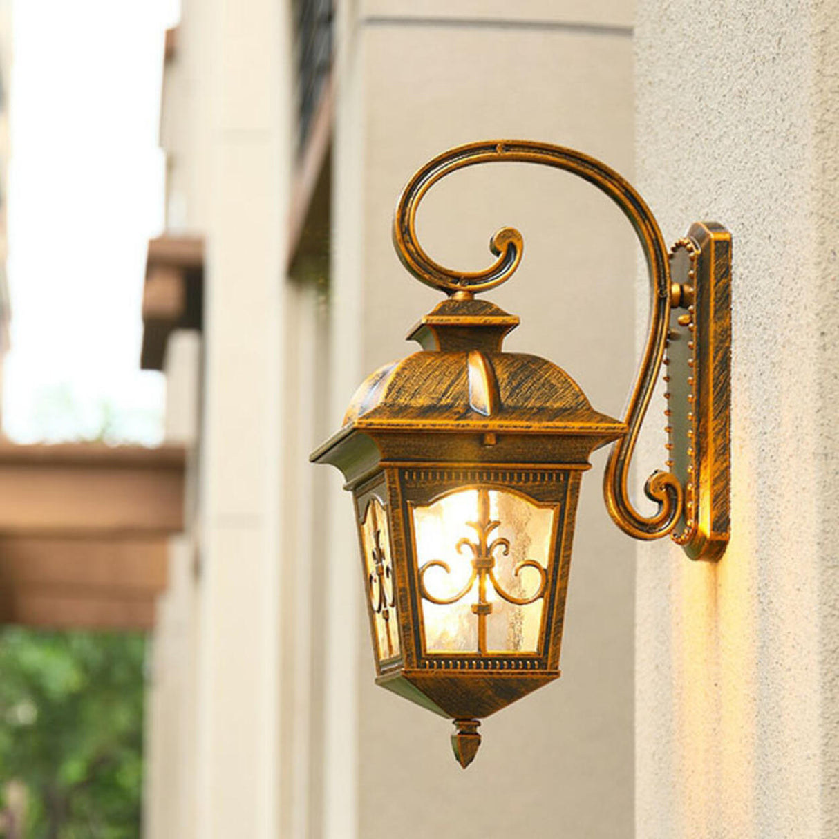 Vintage Bronze Outdoor Wall Lantern Sconce Image - 1