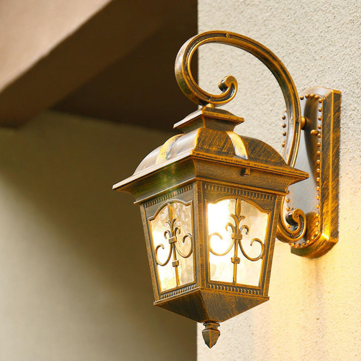 Vintage Bronze Outdoor Wall Lantern Sconce Image - 11