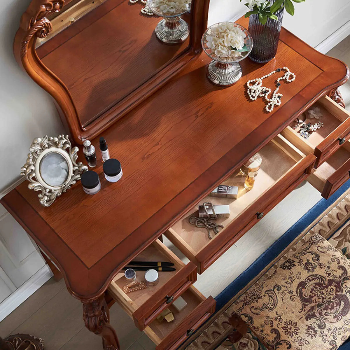 Vintage Carved Wood Bedroom Brown 4-Drawer Makeup Vanity Image - 3