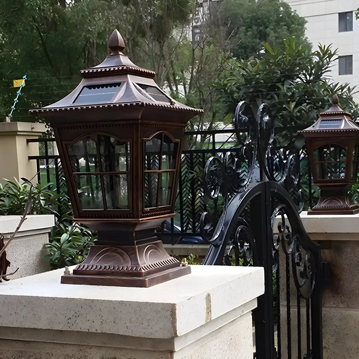 Vintage Chic Solar Lantern Black Aluminum Outdoor Lamp Image - 15