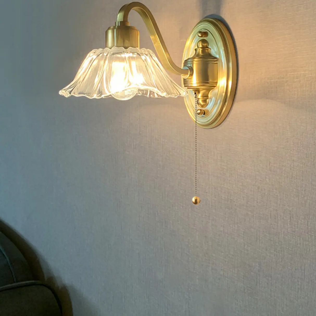 Vintage Clear Floral Glass and Brass Vanity Light Image - 1