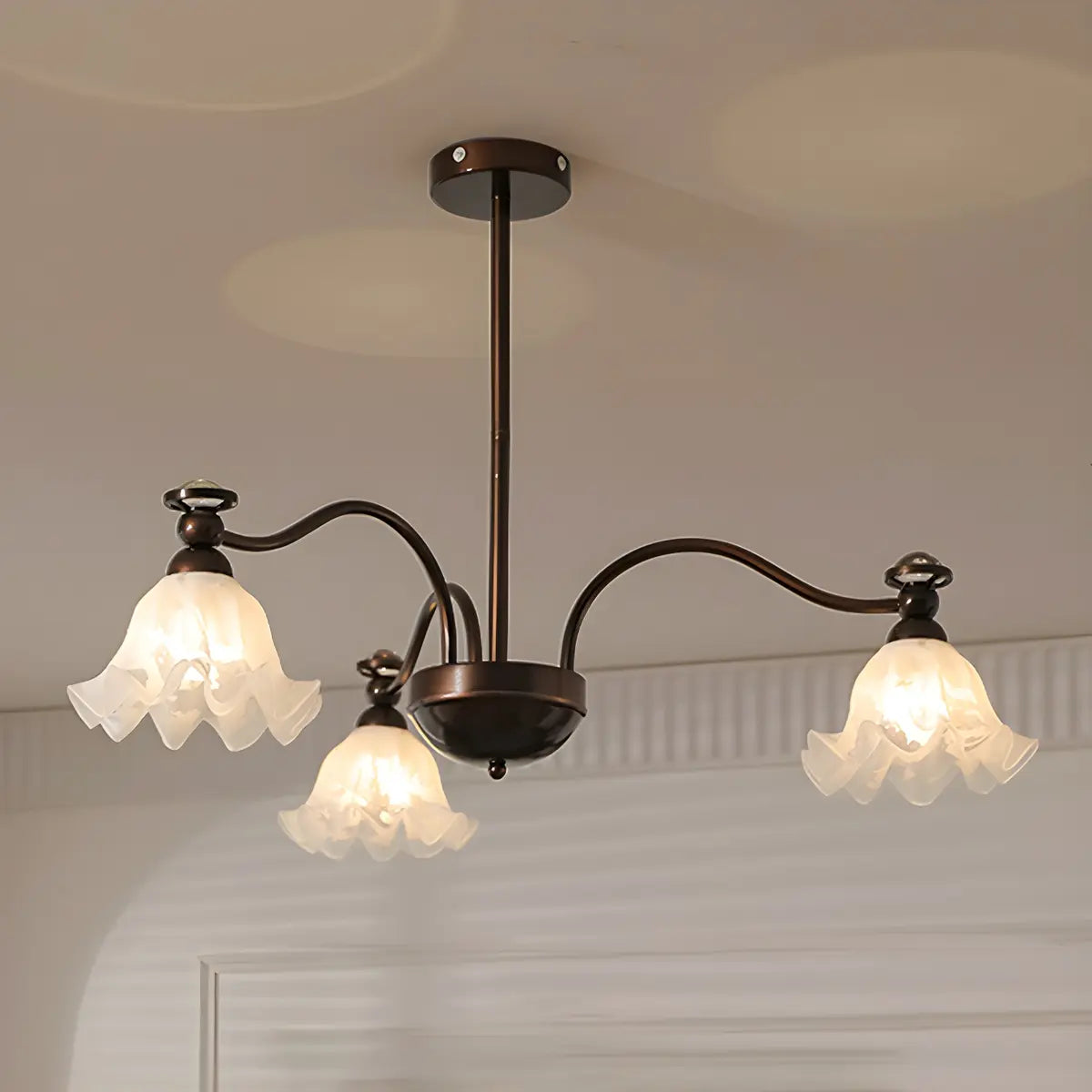 Vintage Floral Glass Living Room 8-Light Black Chandelier Image - 2