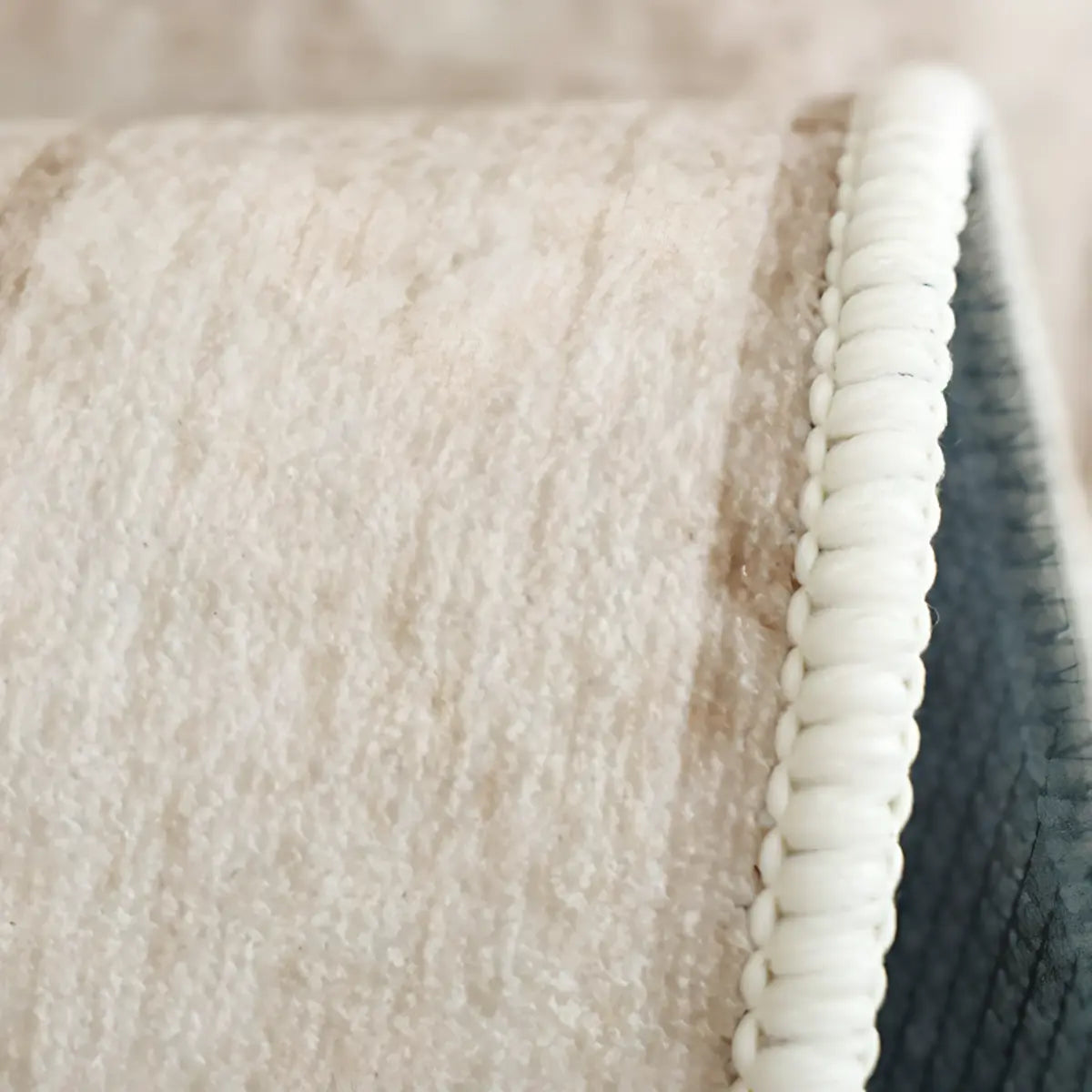 Vintage Floral Rectangle Wool Navy Anti-Slip Area Rug Image - 2