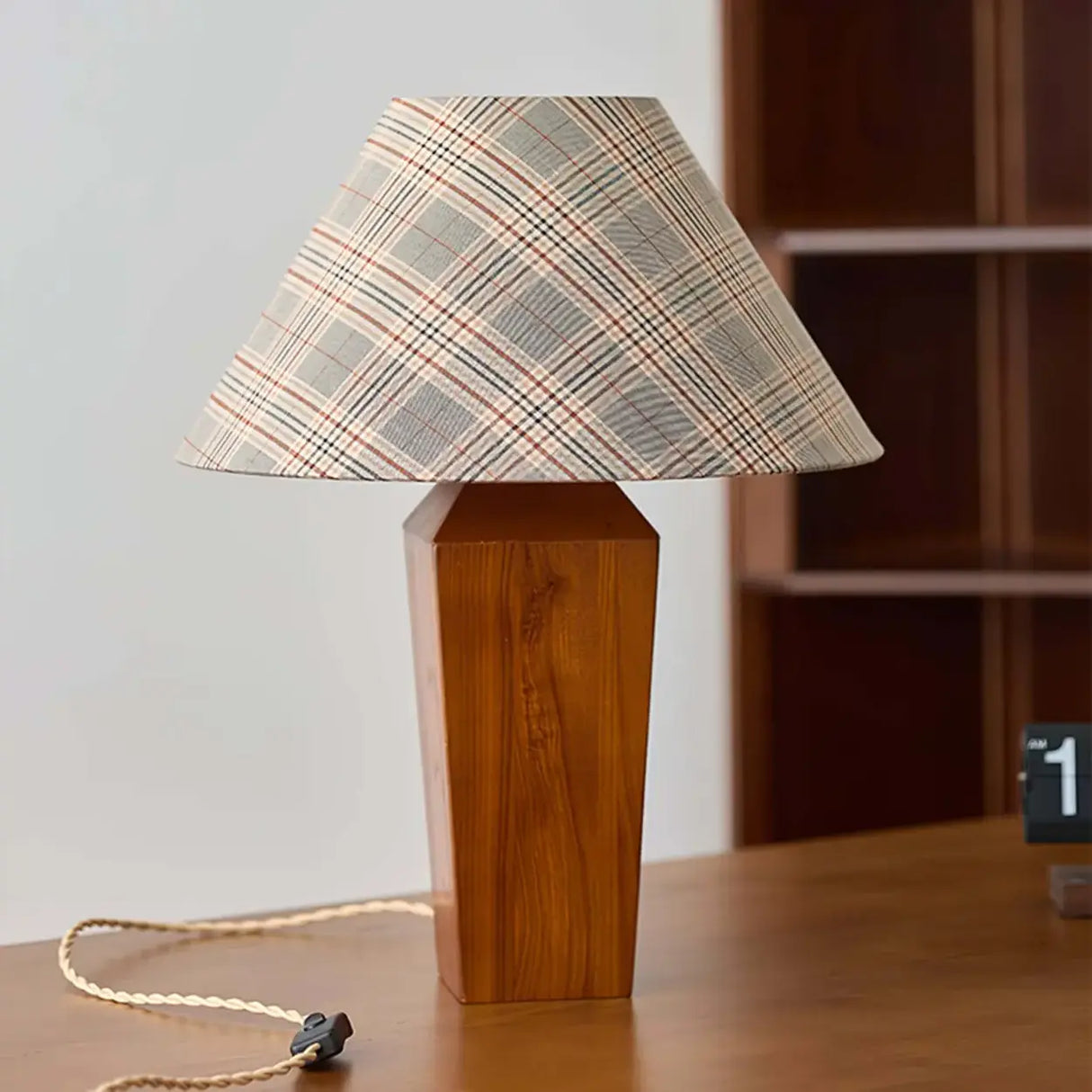 Vintage Rustic Plaid Cone Shade Walnut Wood Base Table Lamp Image - 4