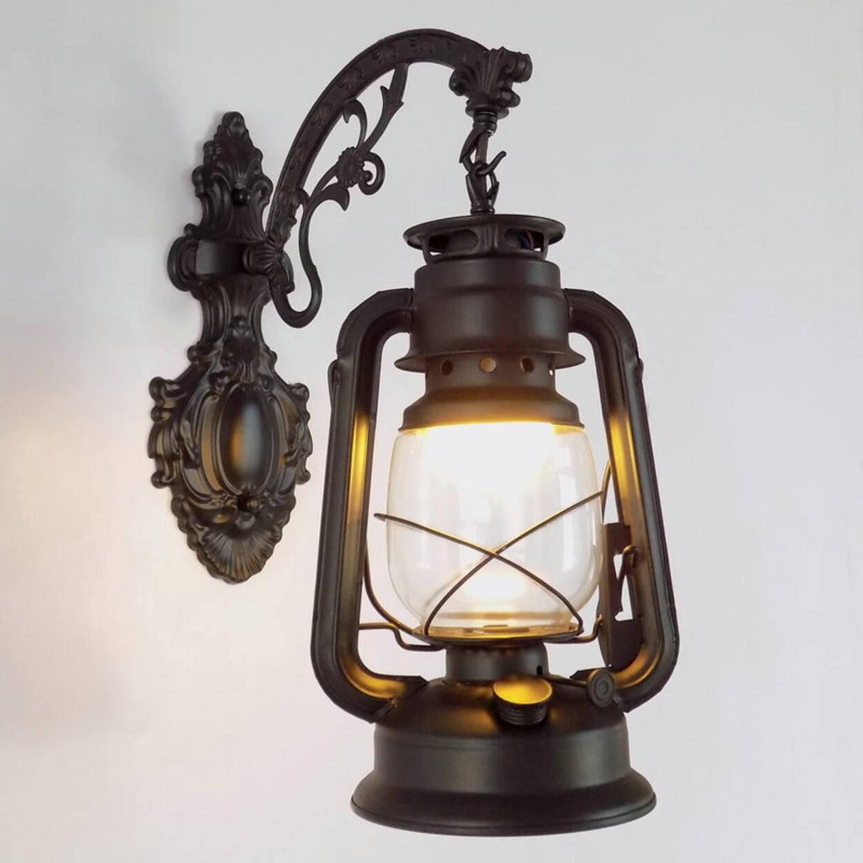 Vintage Silver Outdoor Lantern Waterproof Wall Sconce Image - 7