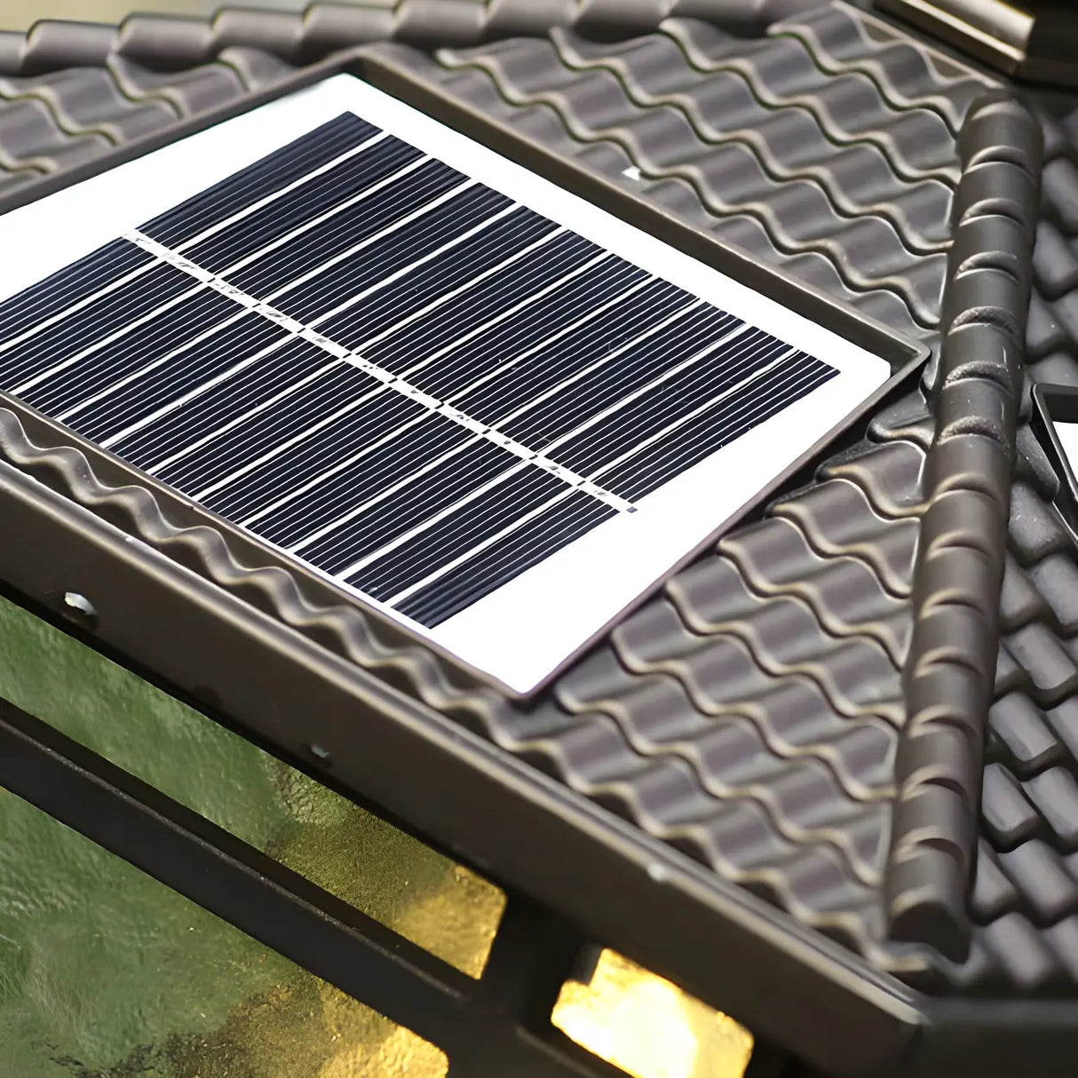 Vintage Solar Lantern Garden Bronze LED Outdoor Lamp Image - 6