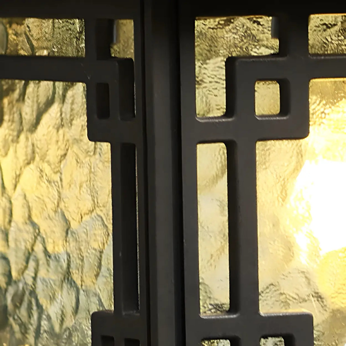 Vintage Solar Lantern Garden Bronze LED Outdoor Lamp Image - 7