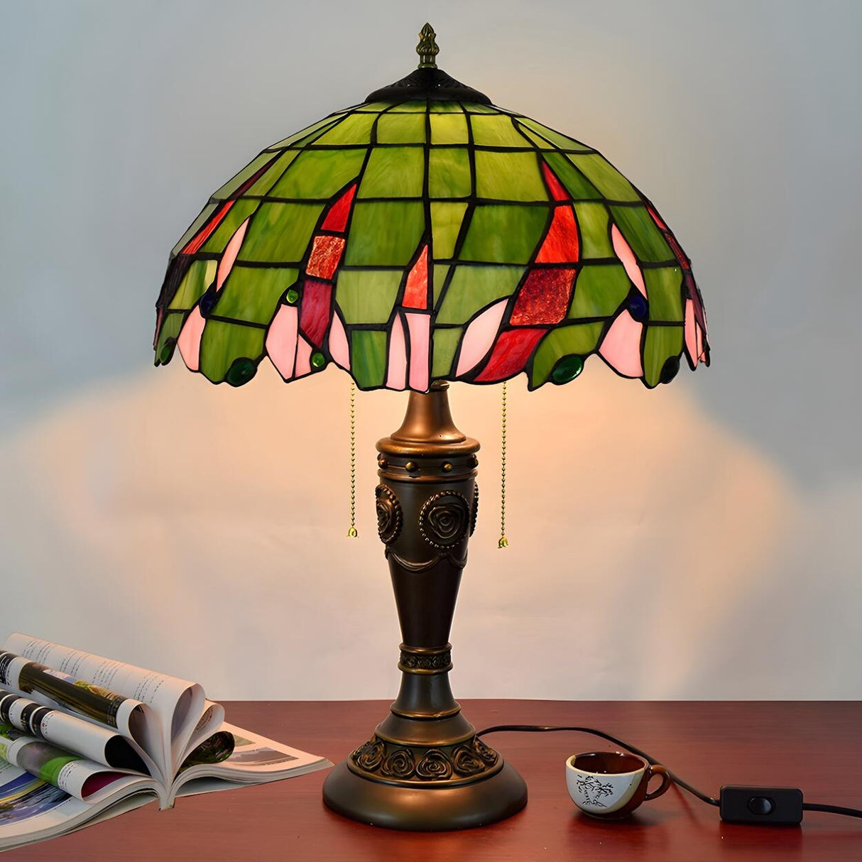 Vintage Tiffany Dome Stained Glass Shade Table Lamp Image - 13