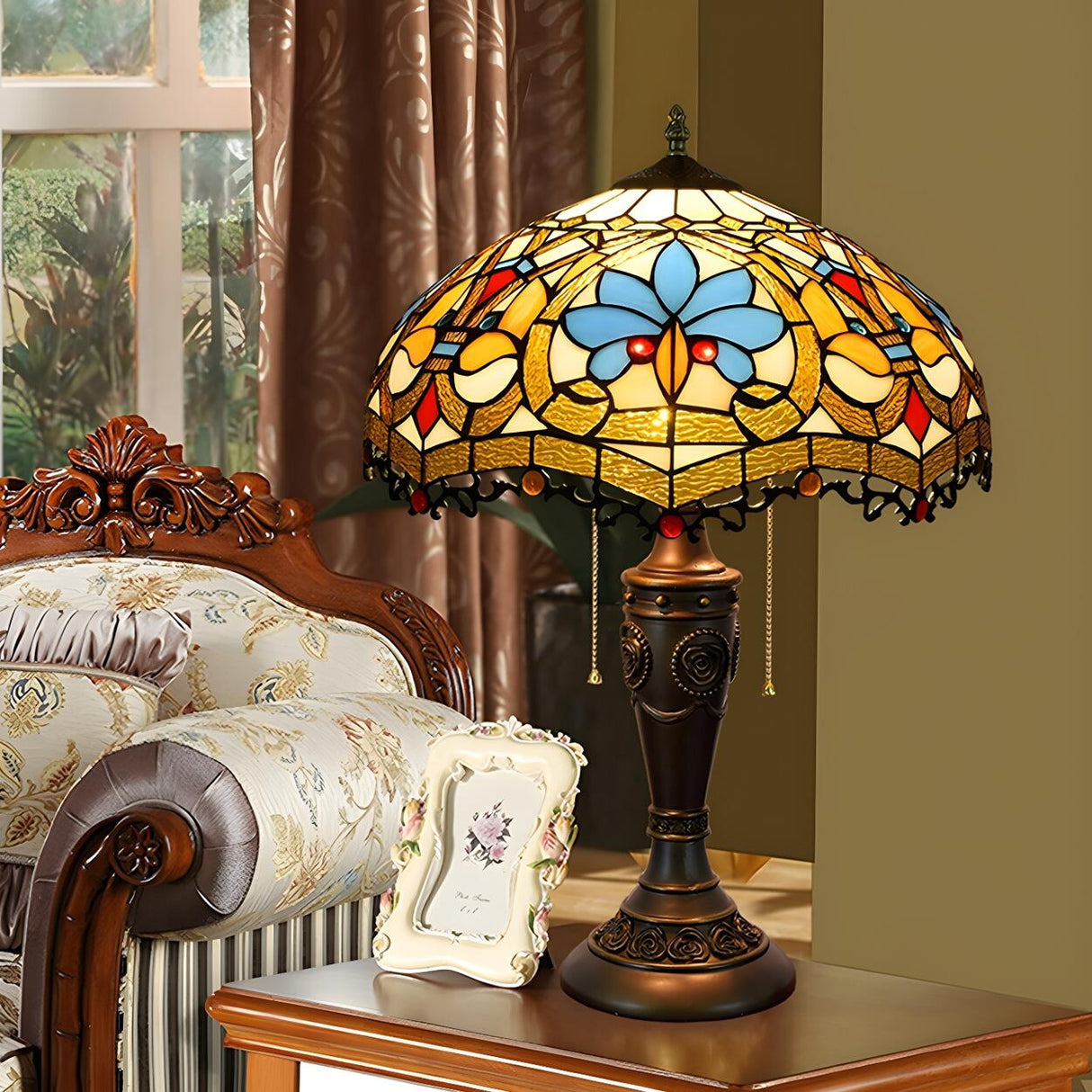 Vintage Tiffany Dome Stained Glass Shade Table Lamp Image - 4