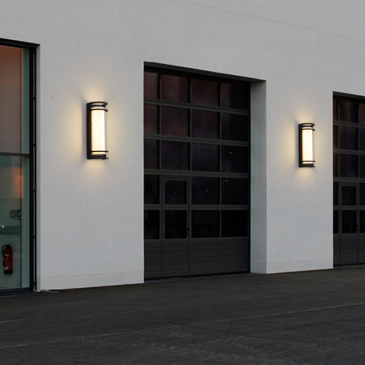 Waterproof Grid Design Black Outdoor LED Wall Sconce Image - 4