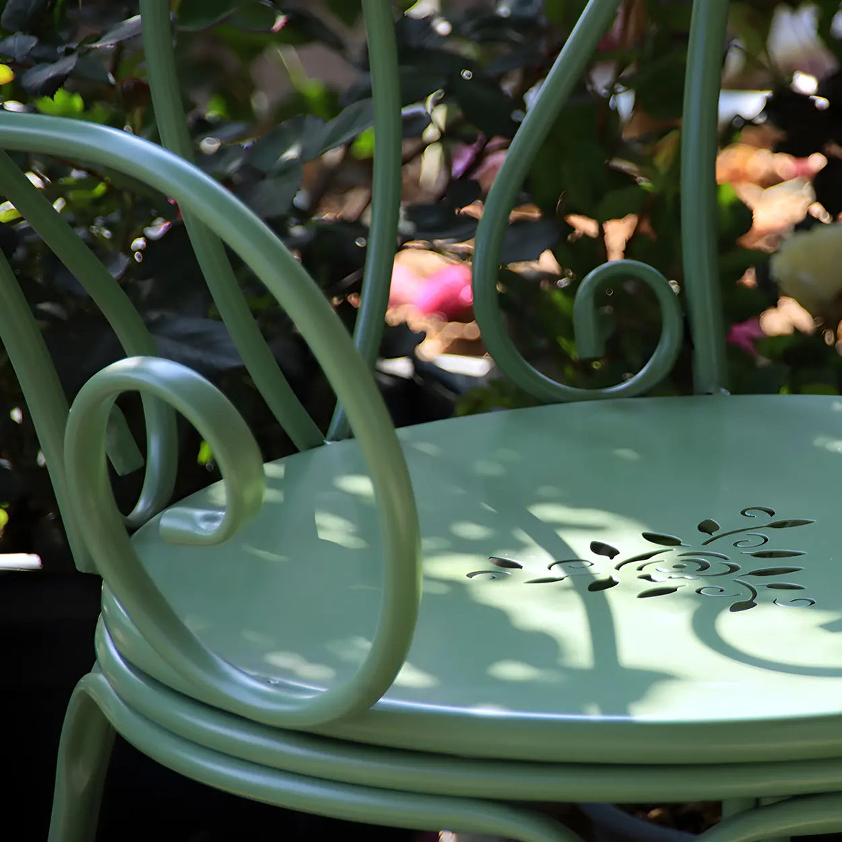 Weather Resistant Garden Round Metal Green Bistro Dining Set Image - 7