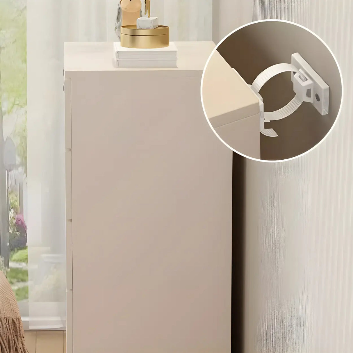 White Finish Wood Dresser with Drawers for Bedroom Image - 15