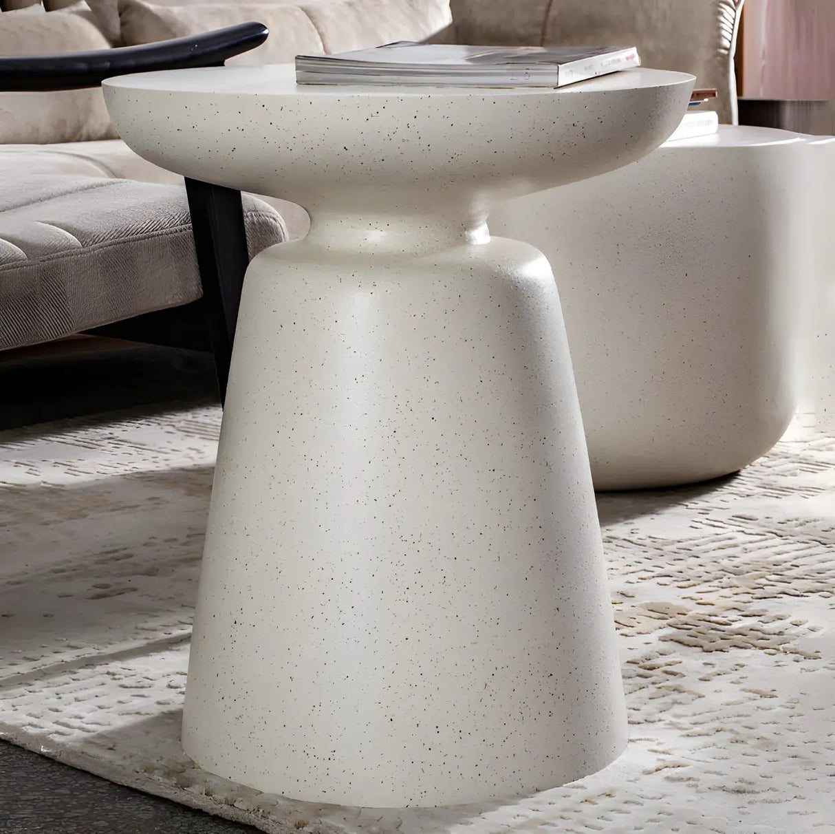 White Round Fiberglass Drum Base Single Coffee Table Image - 12