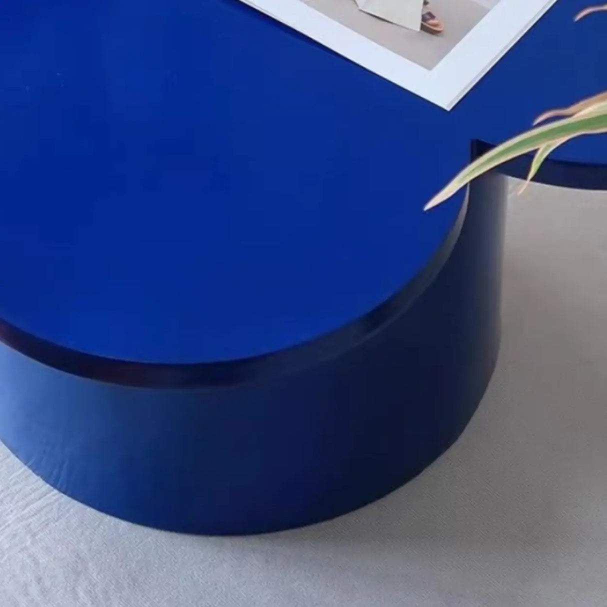 White Wooden Free Form Flower Shape Coffee Table Image - 11