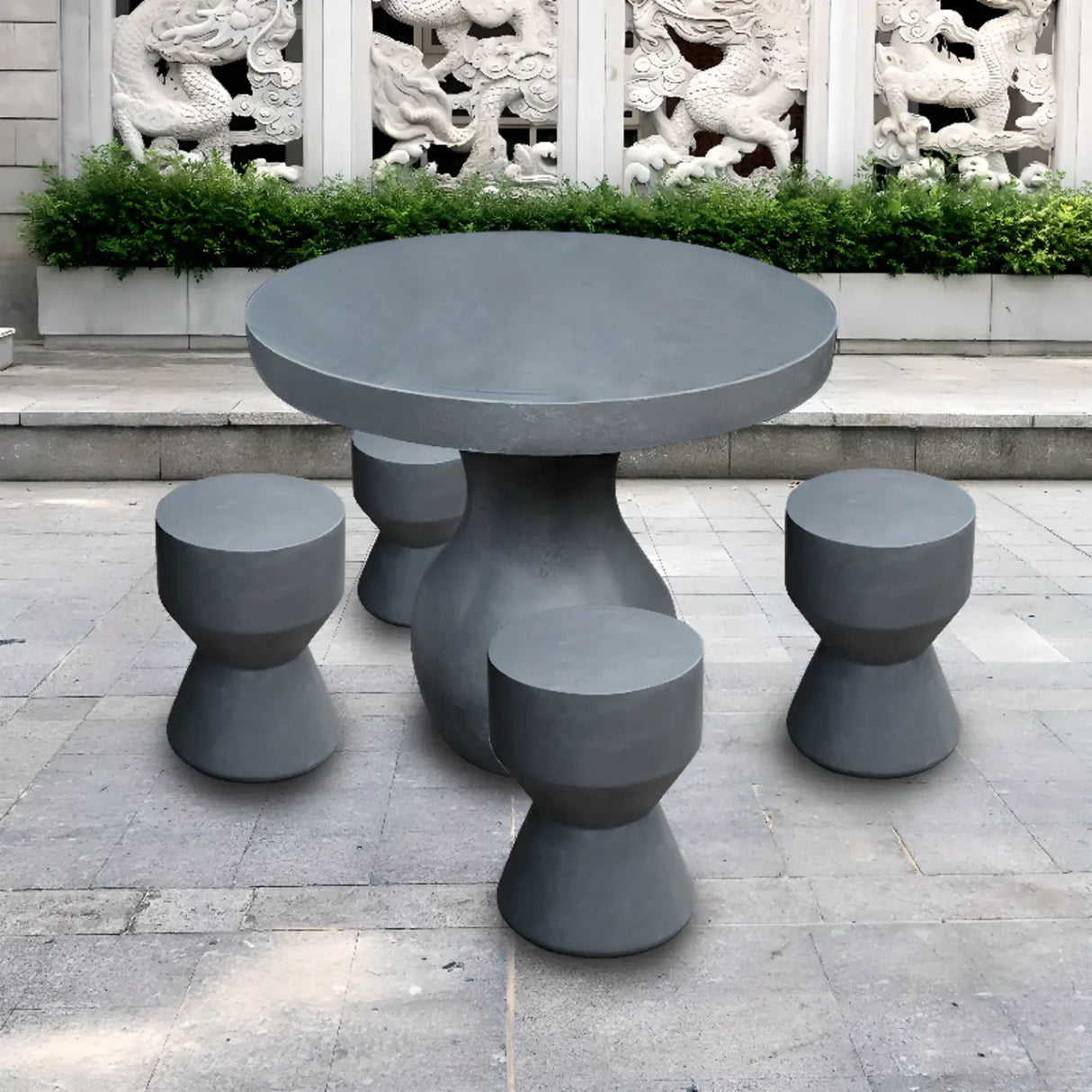 Wooden Round-Shaped Outdoor Patio Coffee Table Image - 1