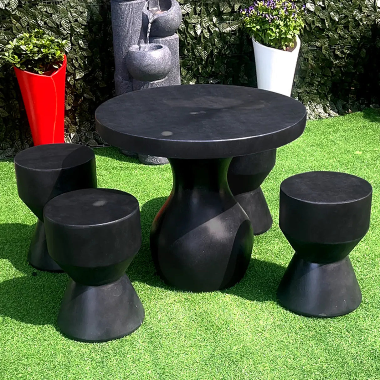 Wooden Round-Shaped Outdoor Patio Coffee Table Image - 4
