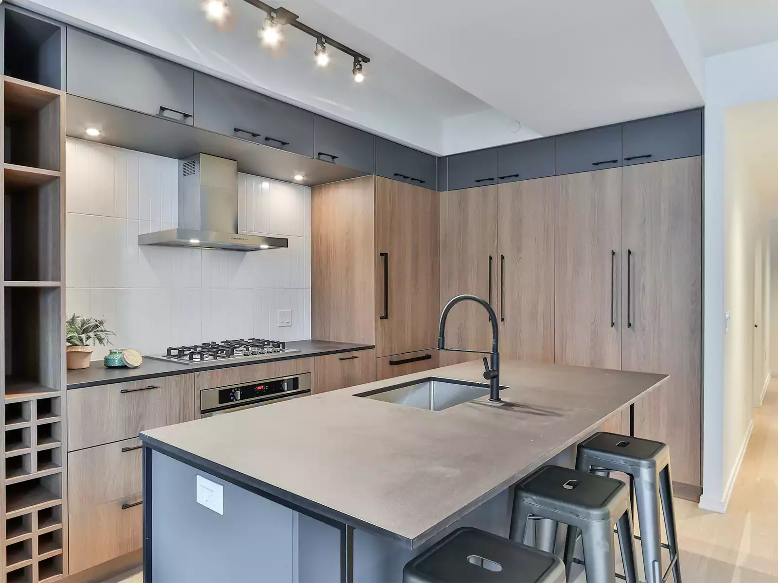 Modern Kitchen