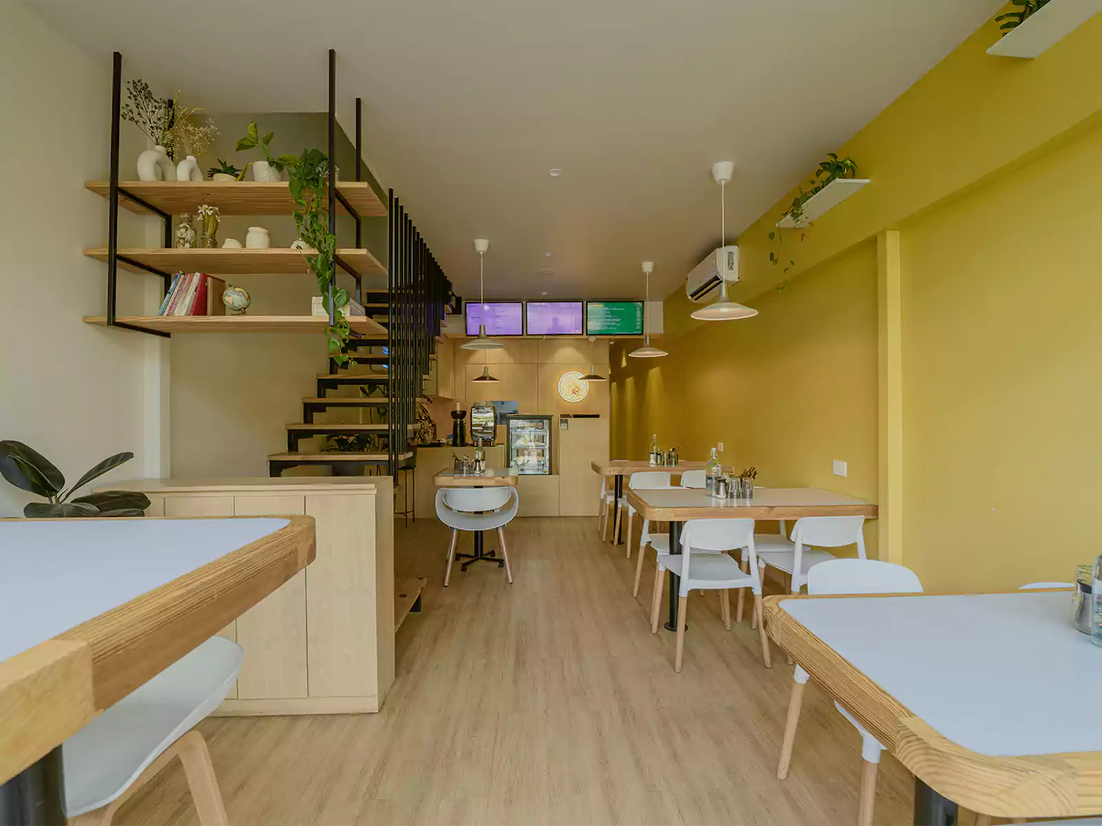 Best Bar Tables for Bistro