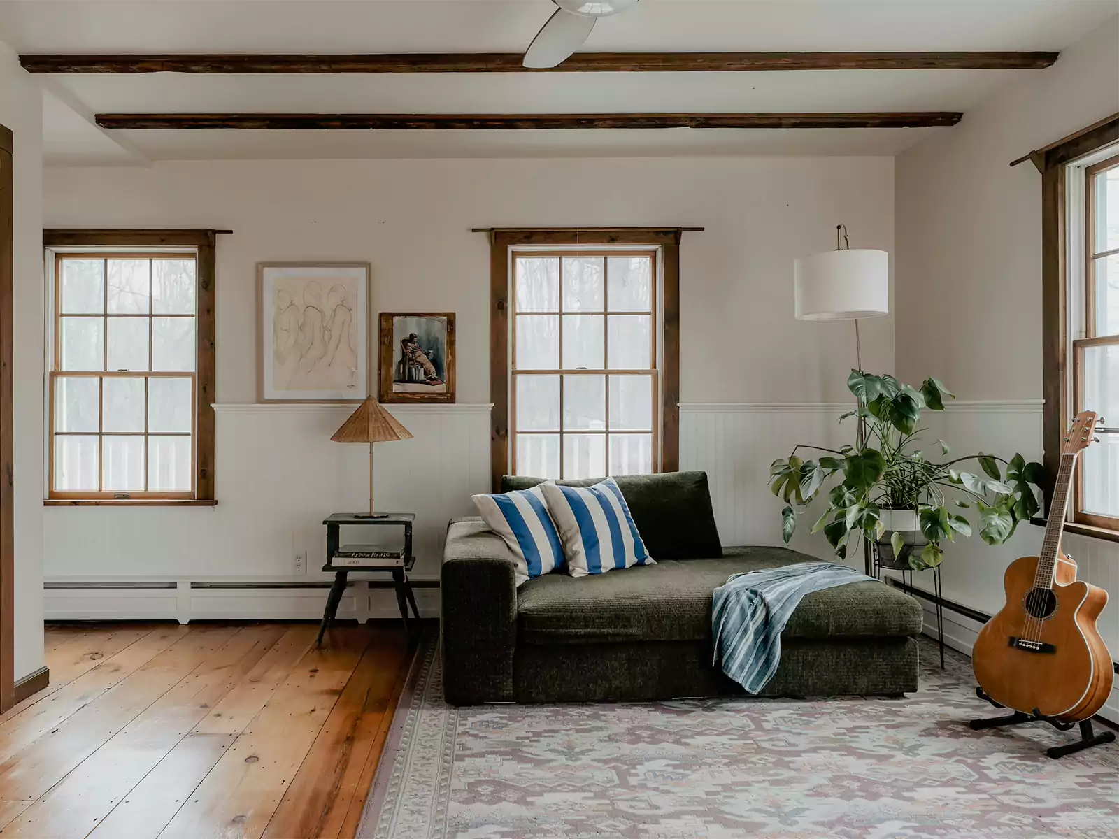 Best Floor Lamp Under $250 Buying Guide