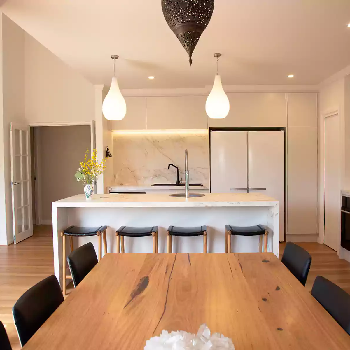 10 Dining Table Alternatives: Smart Solutions for Every Space – Homebaa