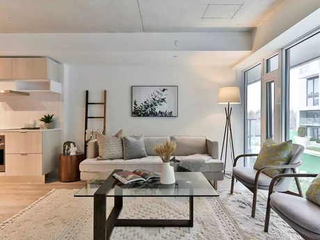 Floor Lamps for Small Spaces