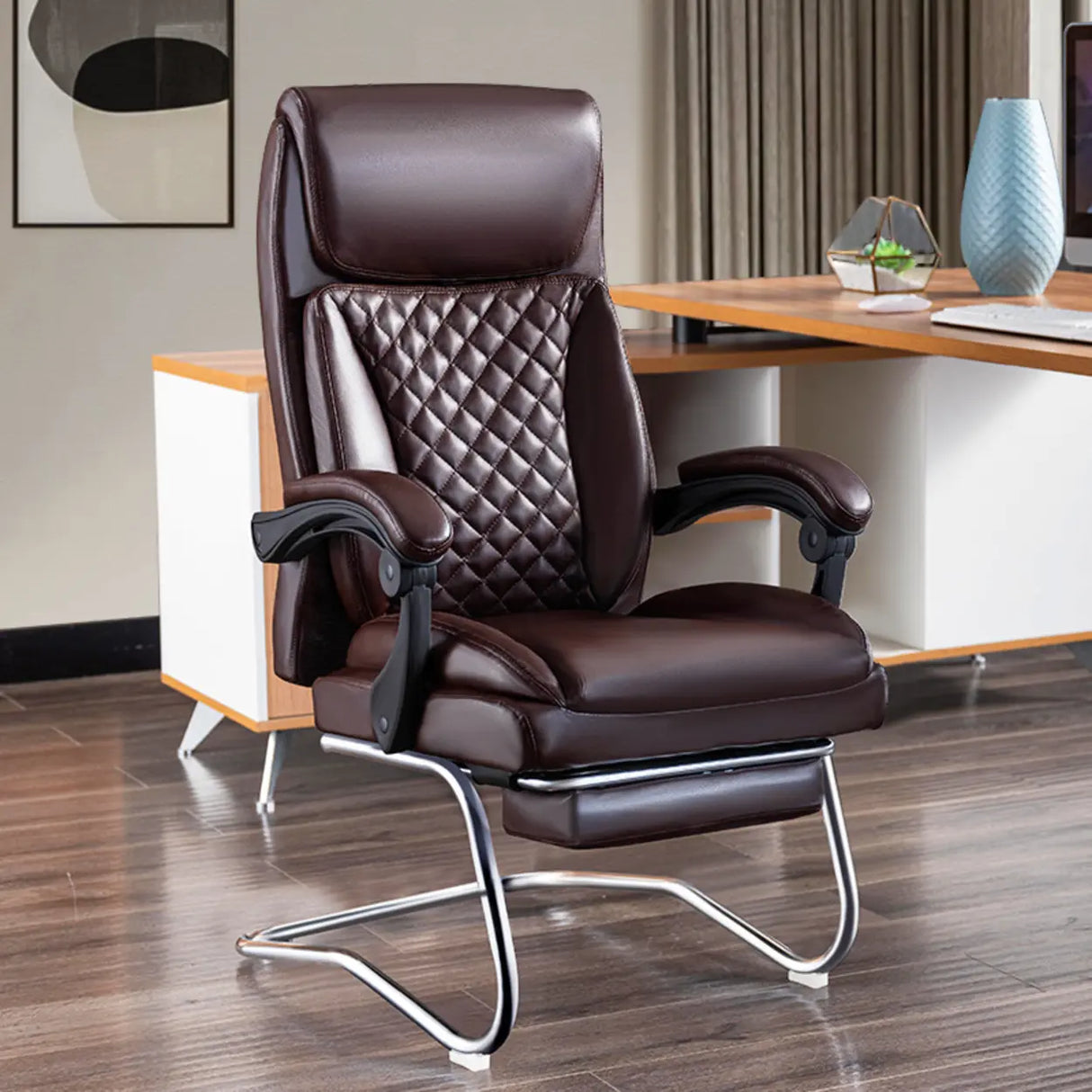 Adjustable Arms Modern Ergonomic Leather Office Chair Image - 1