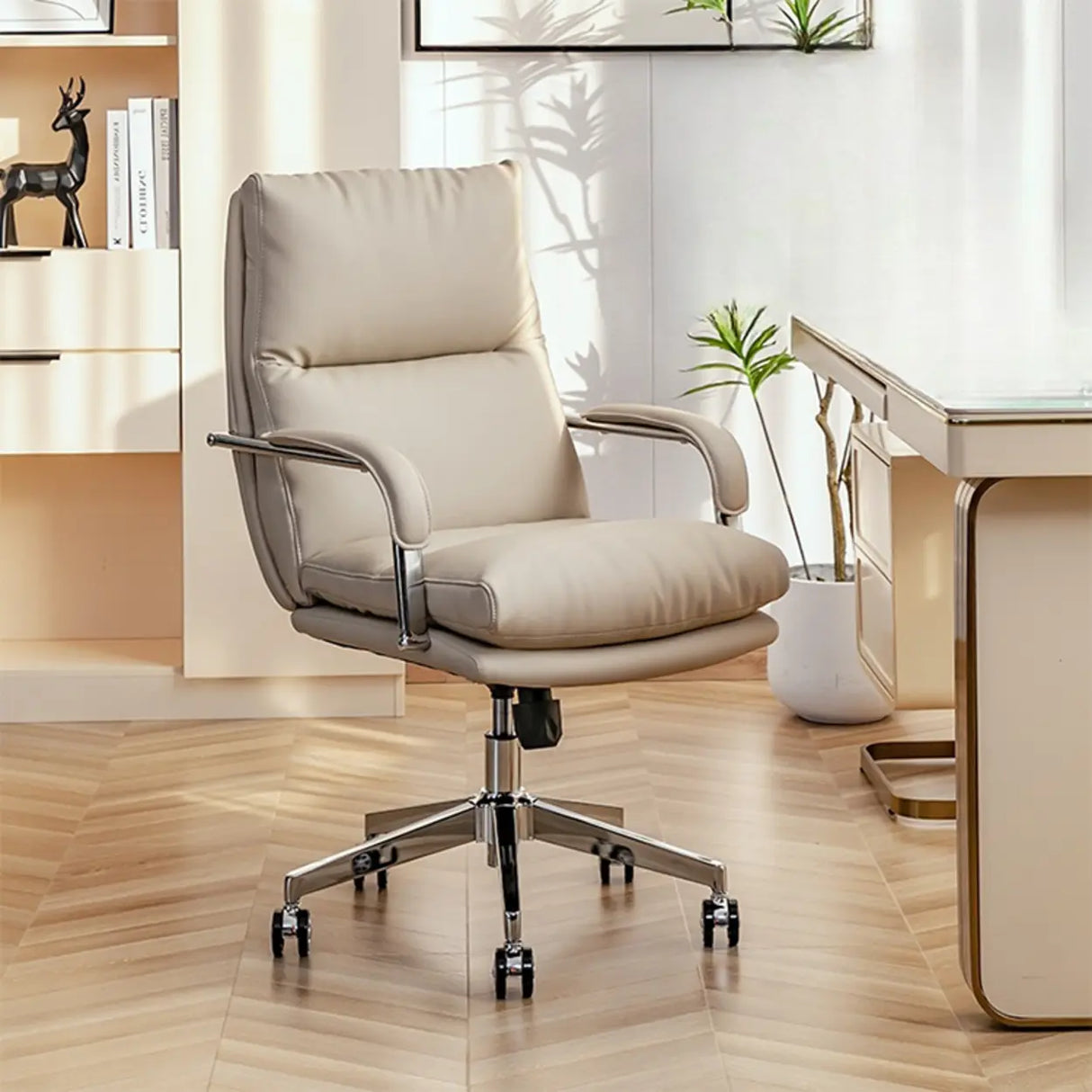Adjustable Arms Swivel Ergonomic Leather Office Chair Image - 9