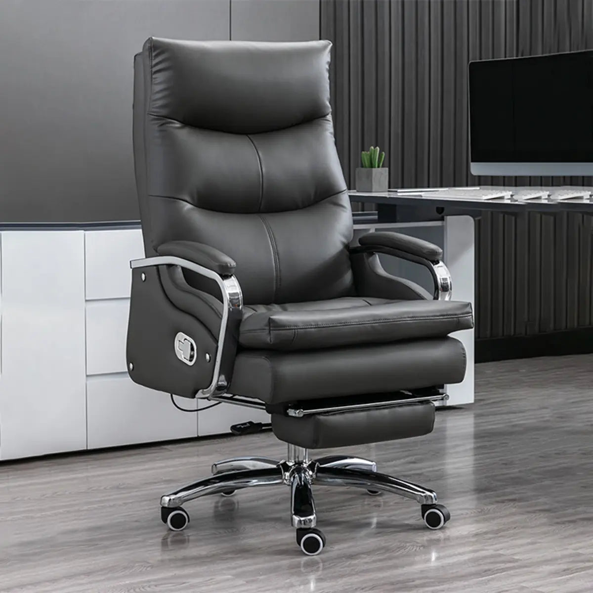 Adjustable Black Modern Ergonomic Leather Office Chair Image - 2