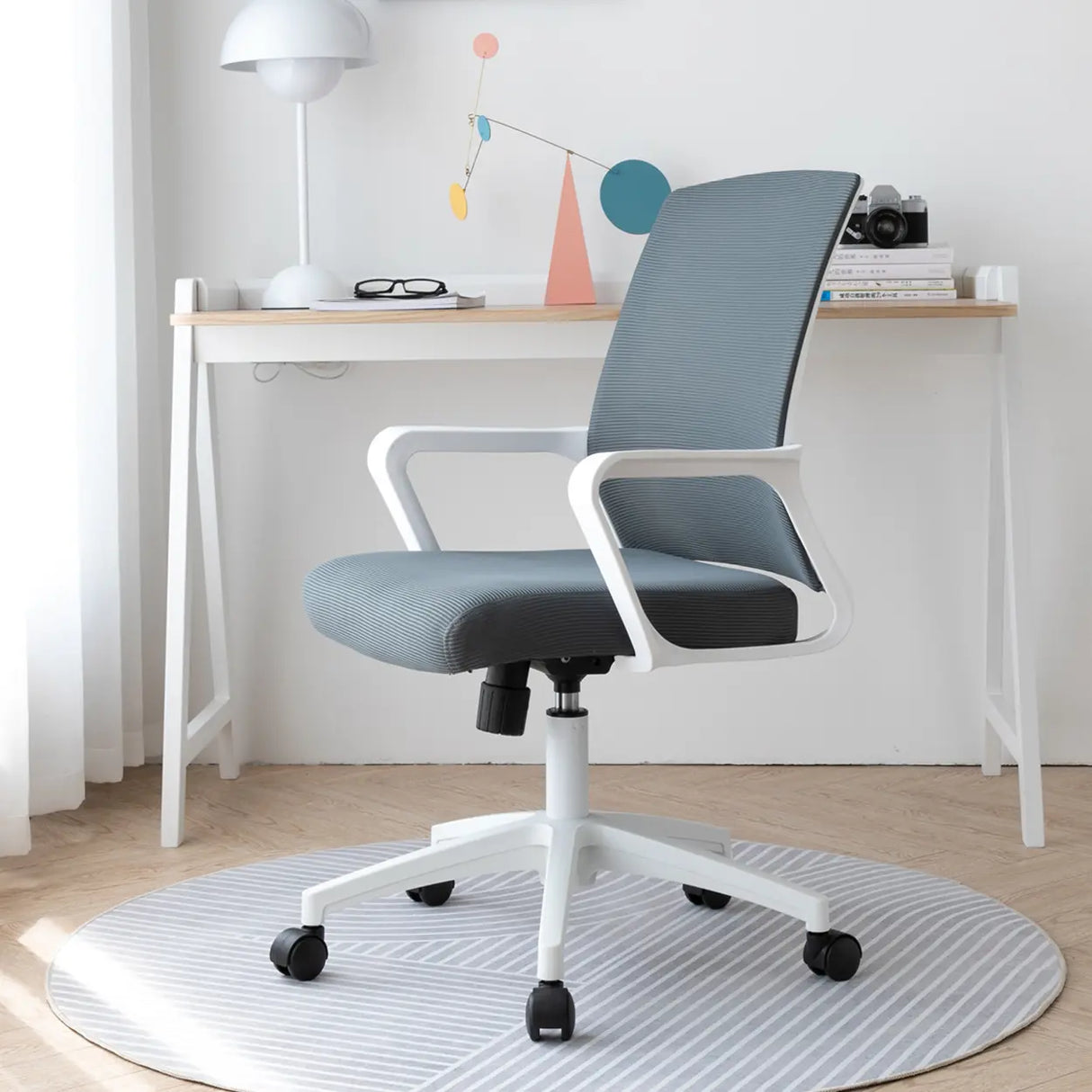 Adjustable Blue Fixed Arms Ergonomic Mesh Office Chair Image - 6