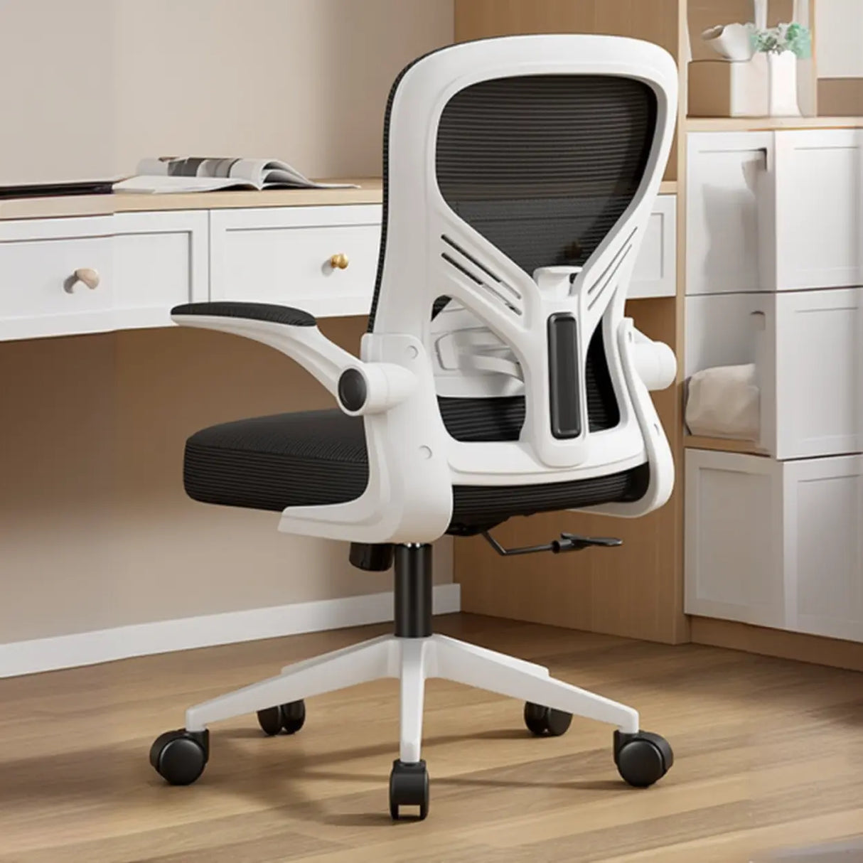 Adjustable Tilt Mechanism Swivel High-Back Office Chair Image - 16