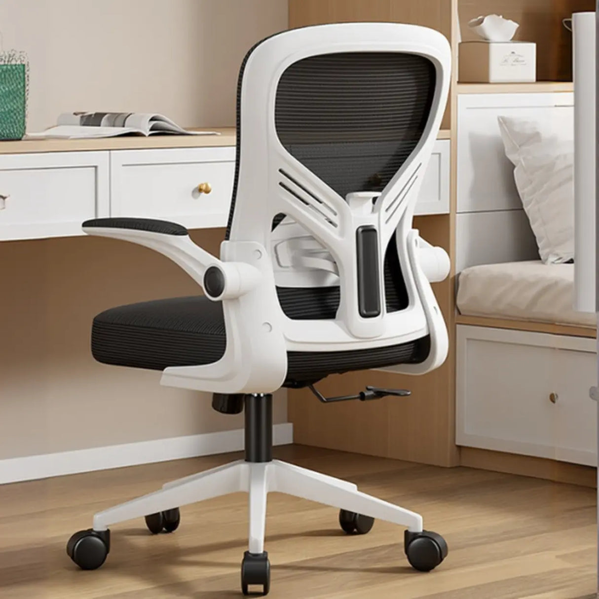 Adjustable Tilt Mechanism Swivel High-Back Office Chair Image - 17