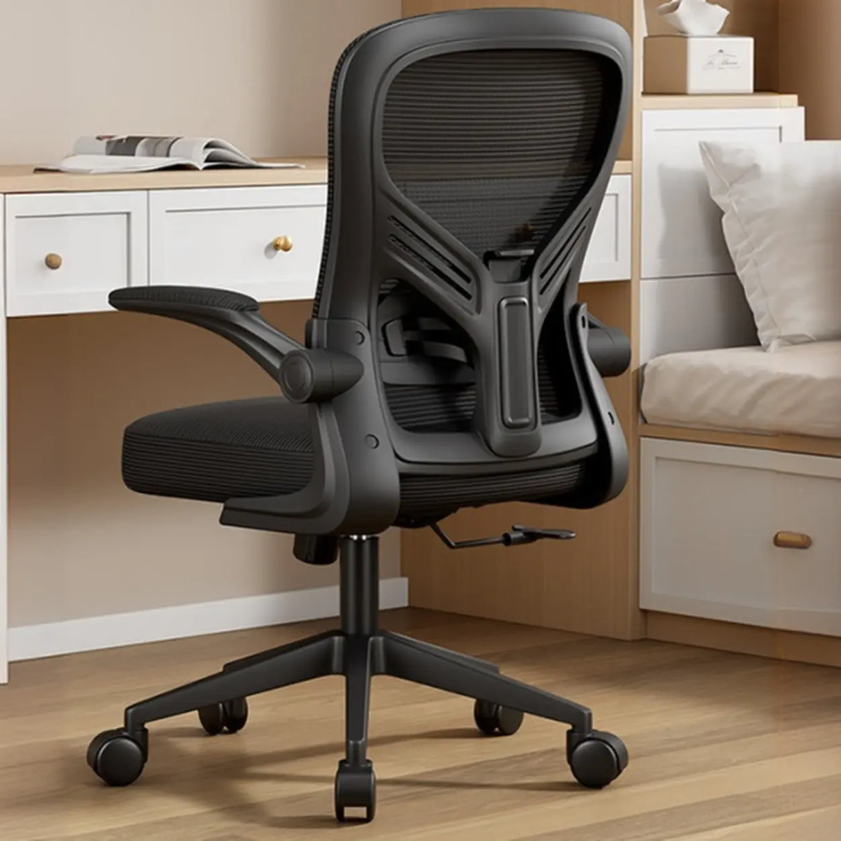 Adjustable Tilt Mechanism Swivel High-Back Office Chair Image - 3