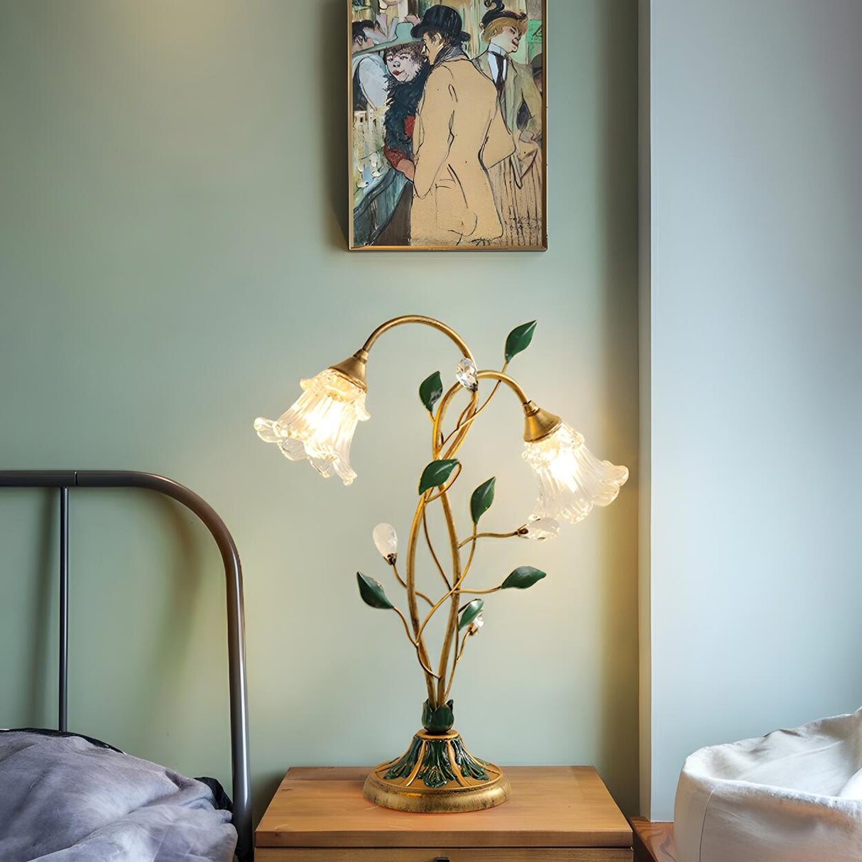 Artistic Double Glass Shade Flower-Shaped Table Lamp Image - 3