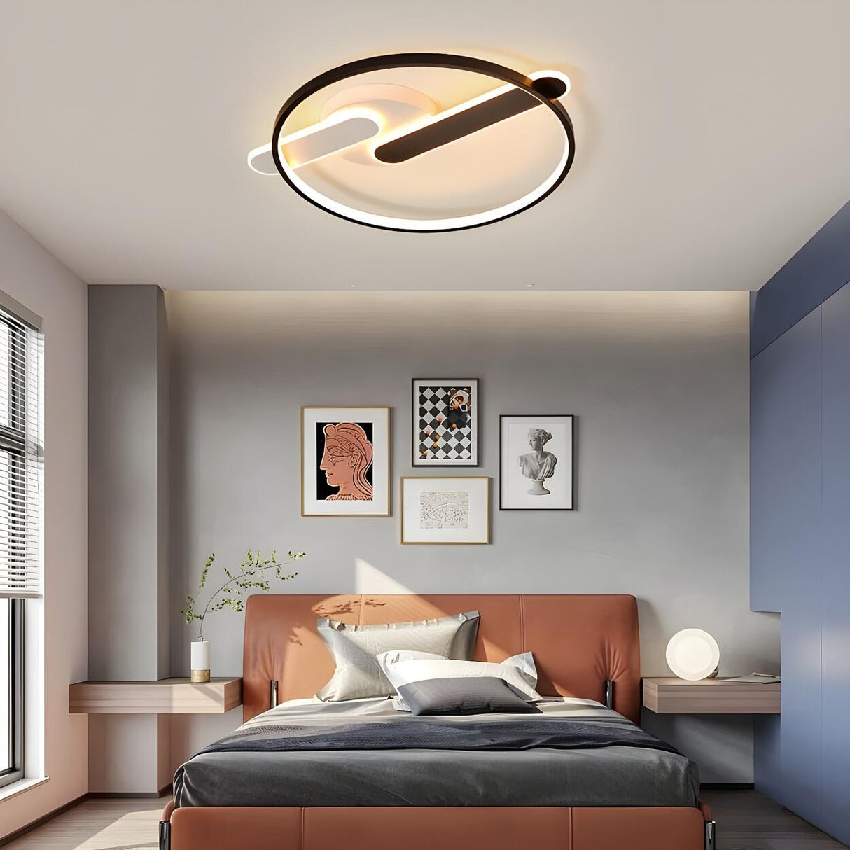 Bedroom Black Circular LED Flush Mount Ceiling Light Image - 4