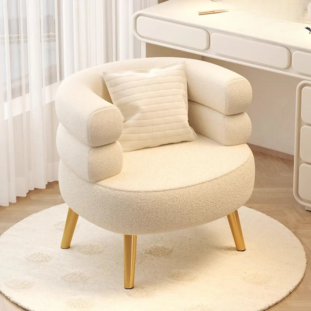 Bedroom Ergonomic Sherpa Curved Back Accent Chair Image - 7