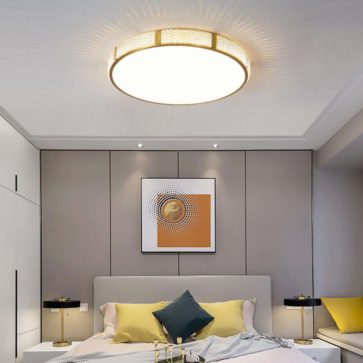 Bedroom Minimalist Gold Round Flush Mount Ceiling Light Image - 3