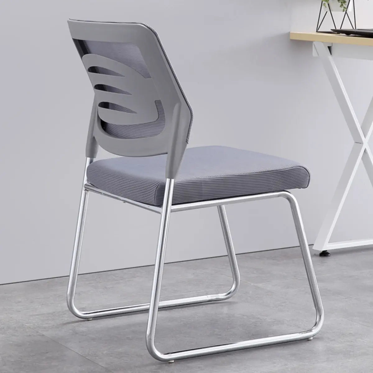 Black Armless Modern Ergonomic Mesh Office Chairs Image - 11